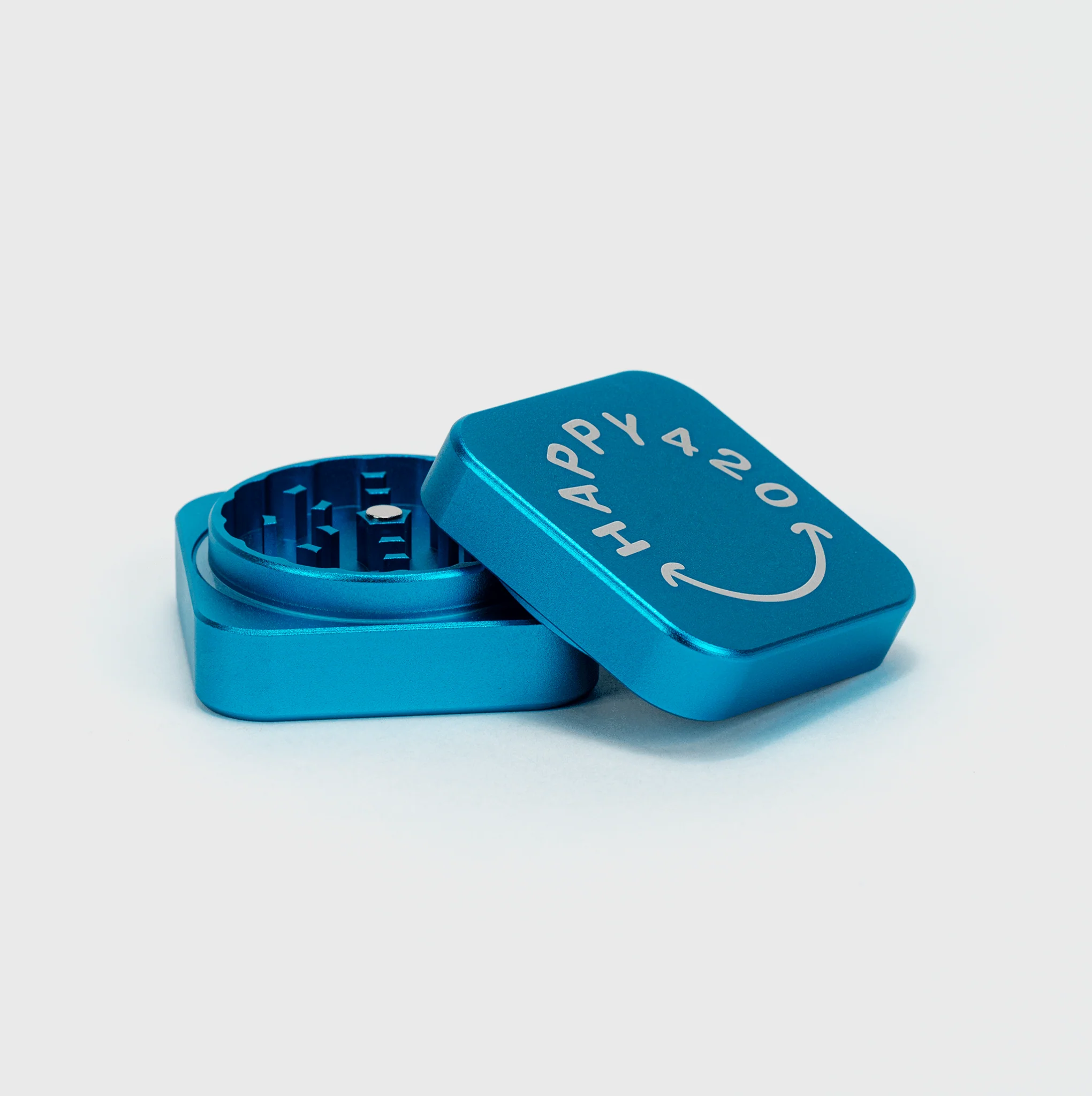 Happy420 Quattro Grinder - Image 2