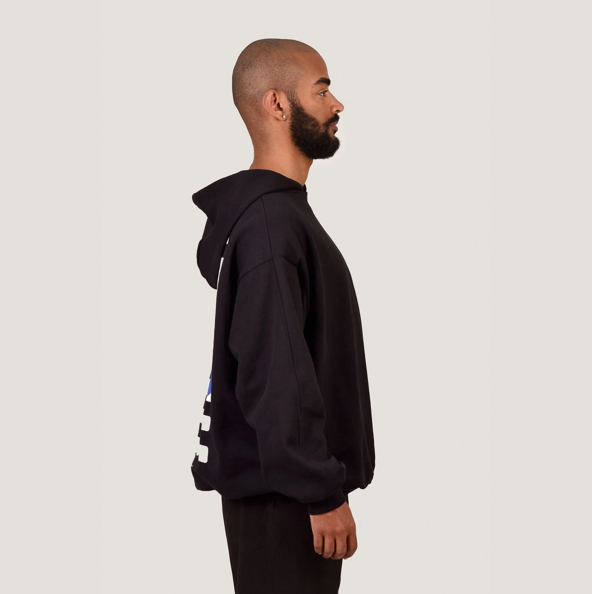 LIEBE IST LIEBE H – Black oversize - Image 3