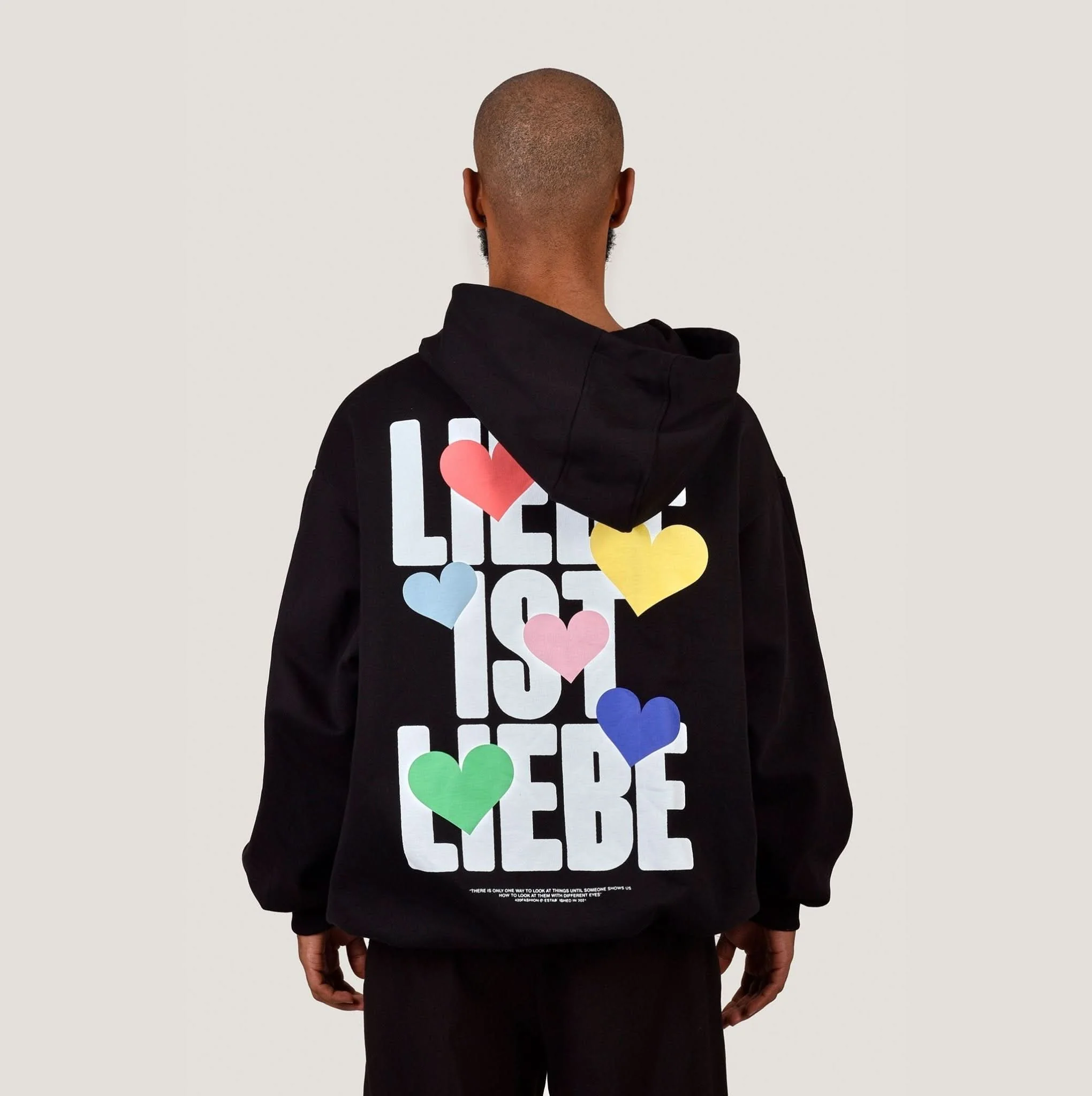 LIEBE IST LIEBE H – Black oversize - Image 4