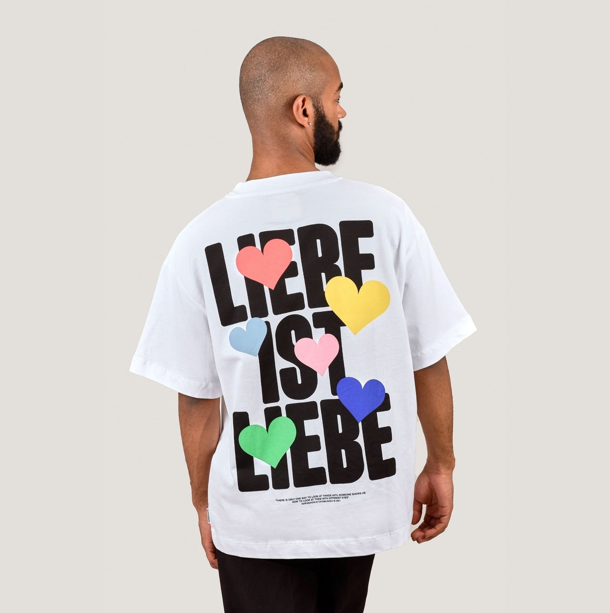 LIEBE IST LIEBE T – White oversize - Image 2