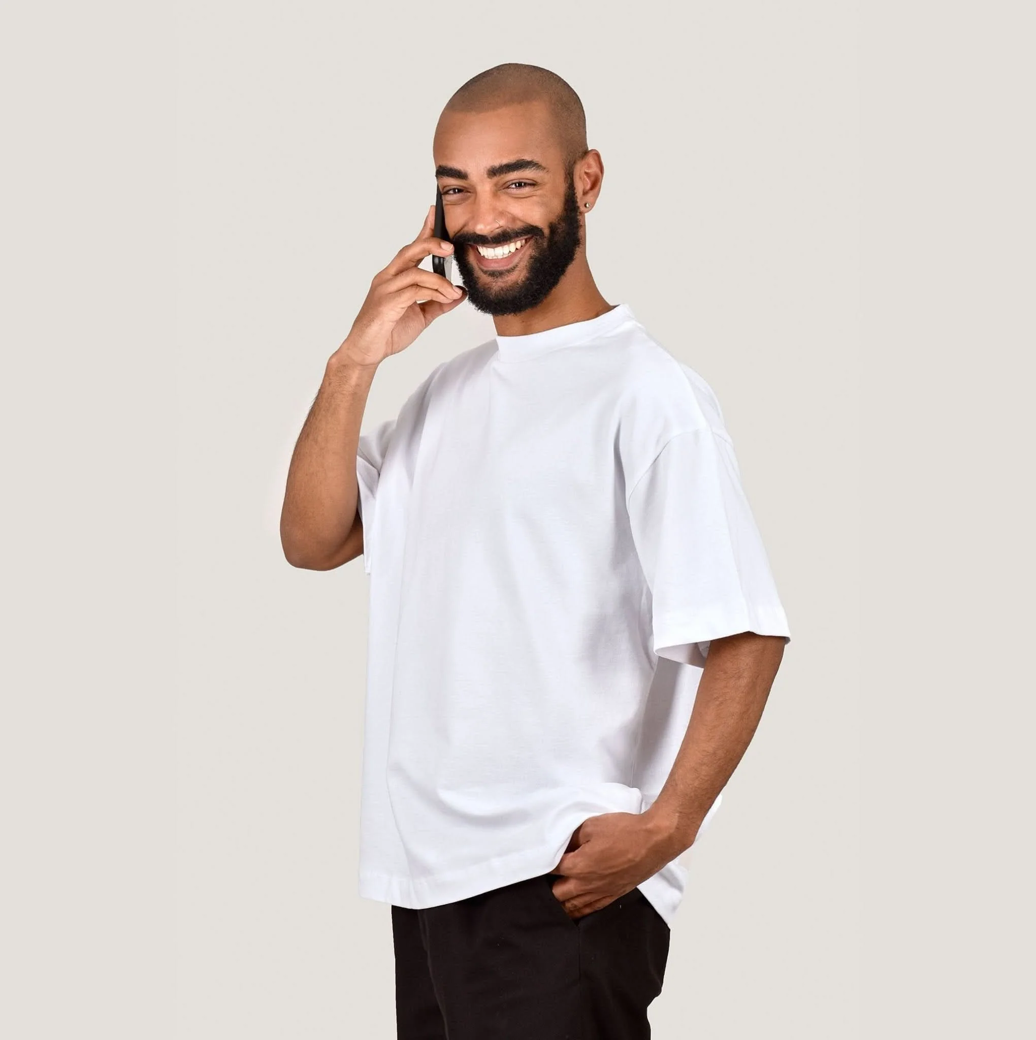 LIEBE IST LIEBE T – White oversize - Image 4